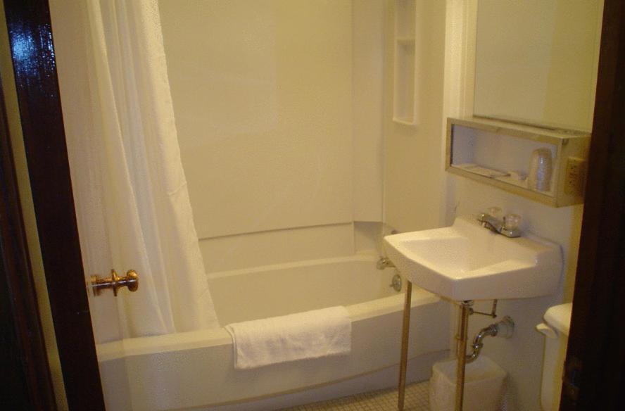 Old National Hotel Bath Εξωτερικό φωτογραφία